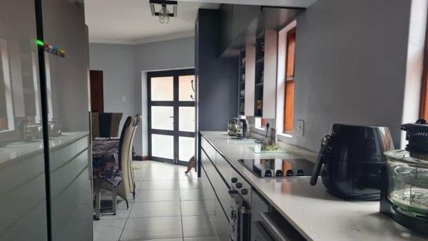 3 Bedroom Duplex
