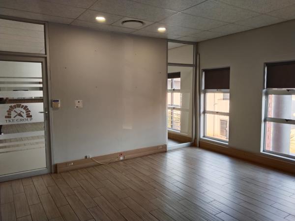 120 m² Commercial space