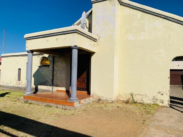 4 Bedroom House