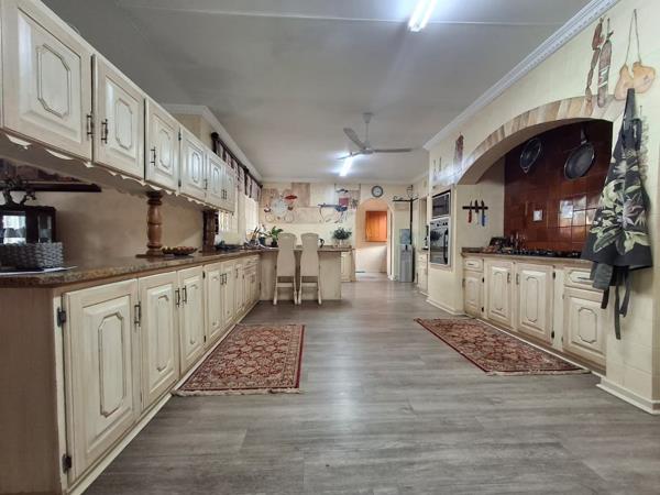 6 158 m² Land