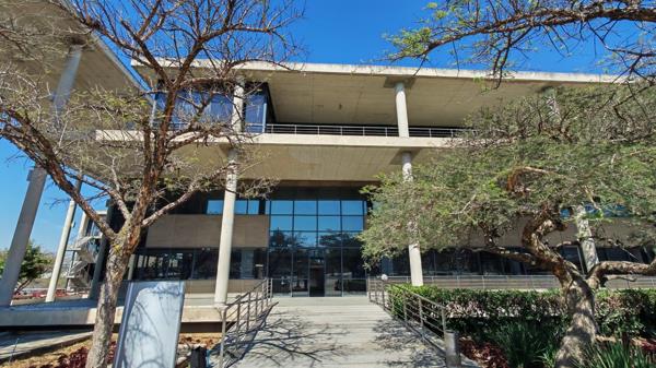 1 701 m² Office Space