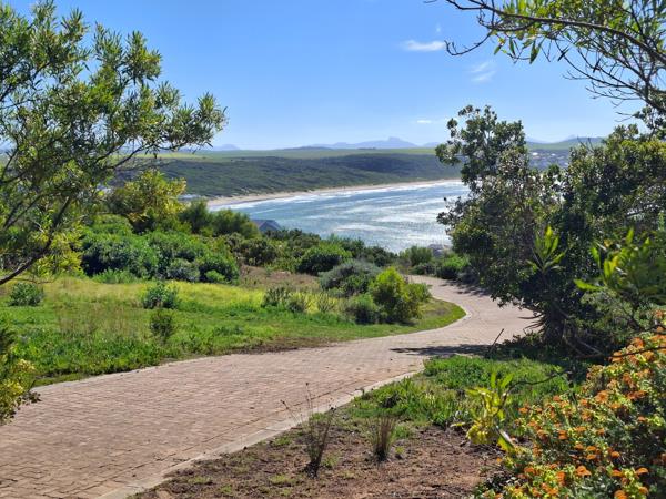 2 032 m² Land