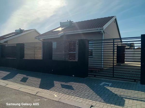 2 Bedroom House
