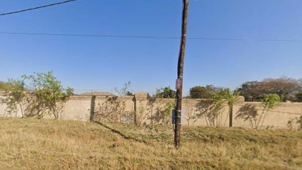 1 500 m² Land