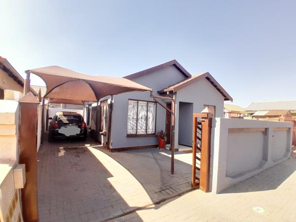 2 Bedroom House