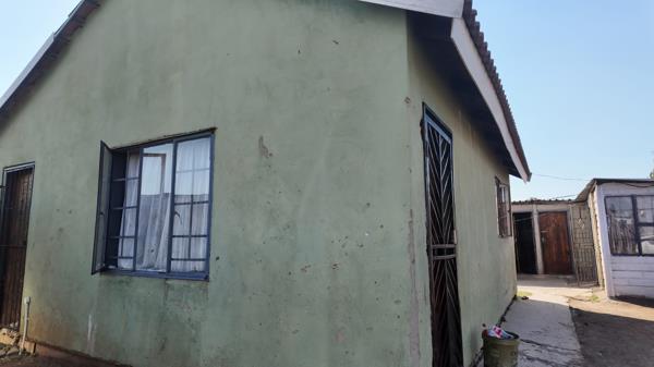 2 Bedroom House