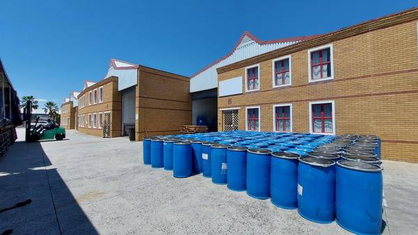 330 m² Industrial space