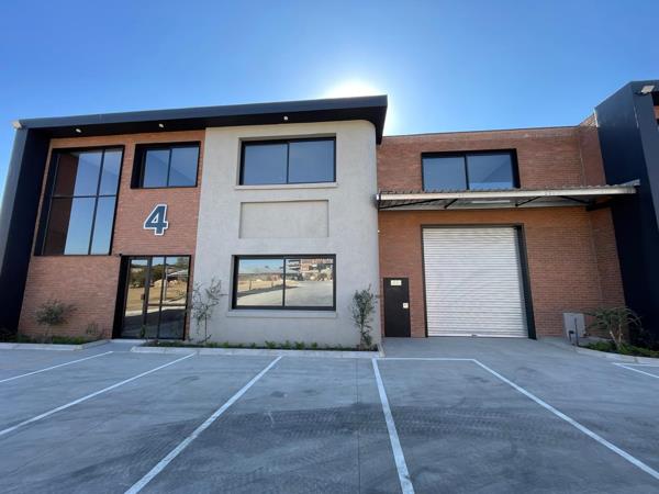 1 050 m² Industrial space