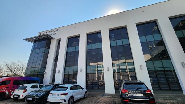 330 m² Office Space