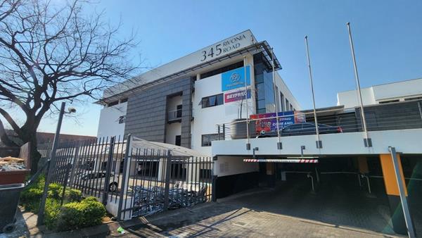 439 m² Office Space
