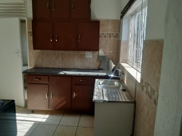 1 Bedroom House