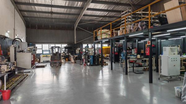 387 m² Industrial space