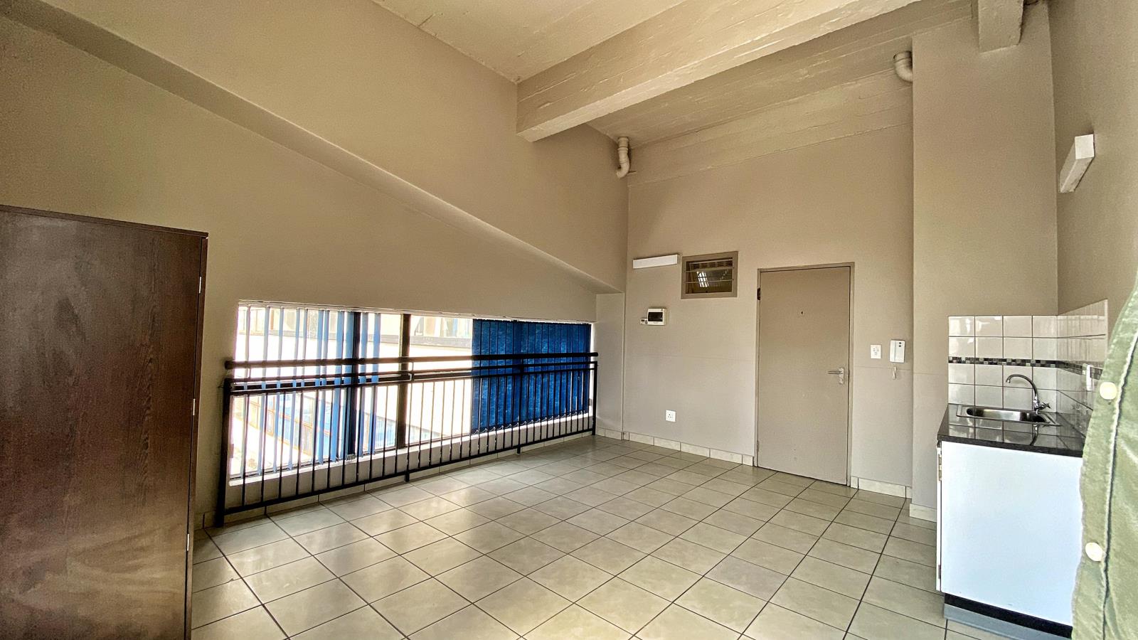 Studio Apartment in City & Suburban