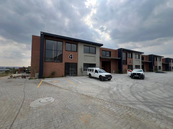 1 050 m² Industrial space