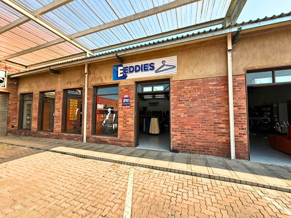 288 m² Commercial space