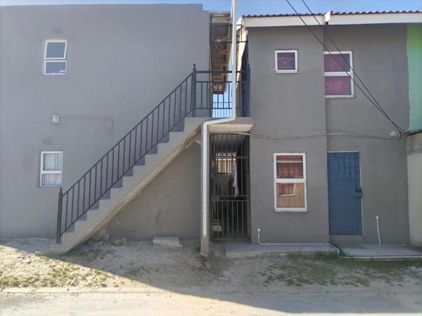 6 Bedroom House