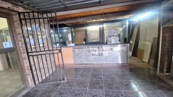 960 m² Commercial space