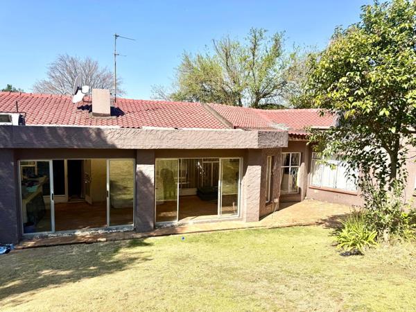 10 Bedroom House