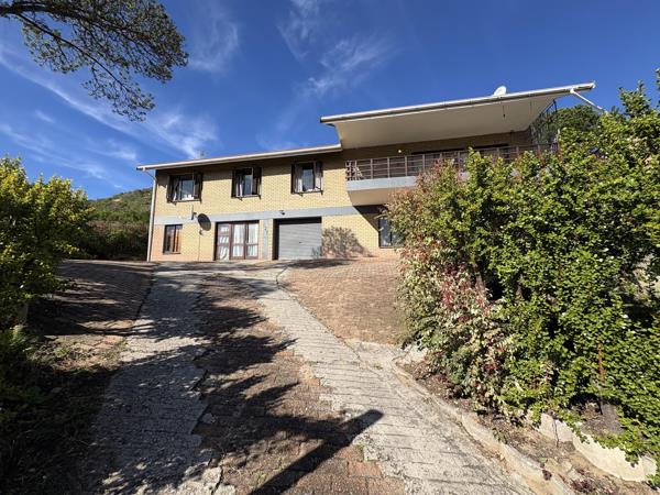7 Bedroom House