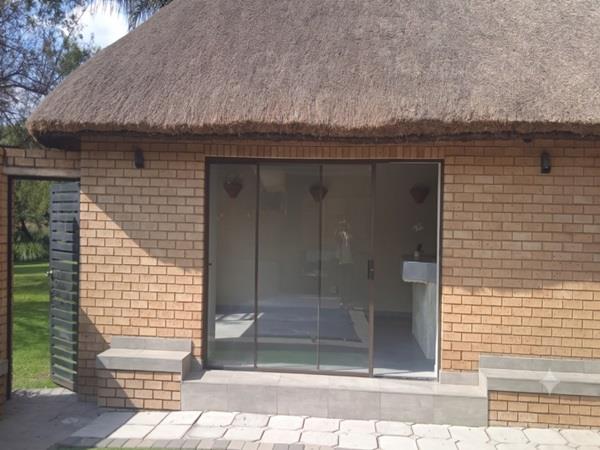 1 Bedroom Garden Cottage