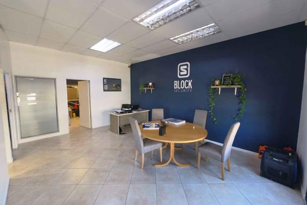 102 m² Office Space