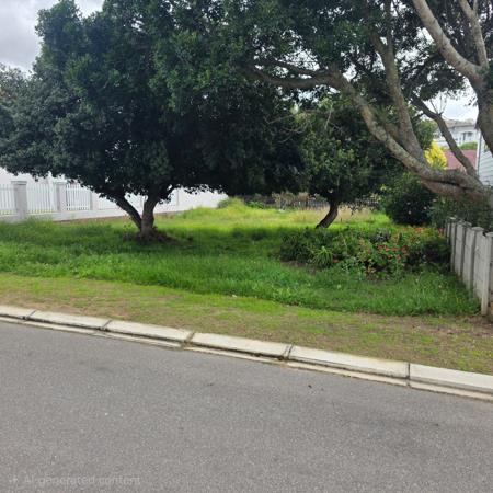 476 m² Land