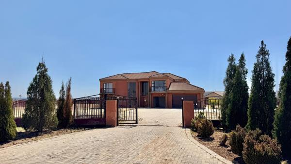 5 Bedroom House
