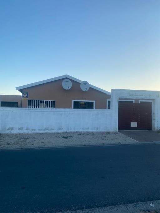 2 Bedroom House