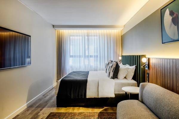 Studio Apartment