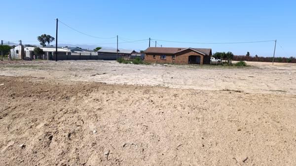633 m² Land