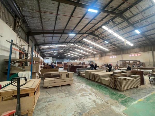 4 200 m² Industrial space