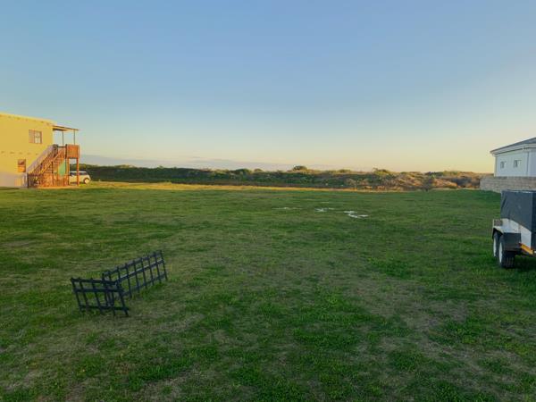 1 710 m² Land