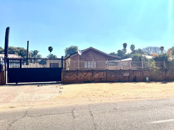 8 Bedroom House
