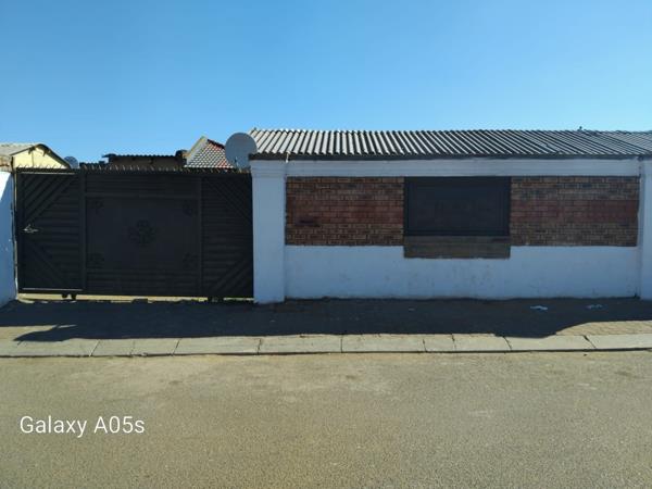 2 Bedroom House