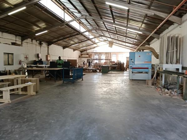 616 m² Industrial space