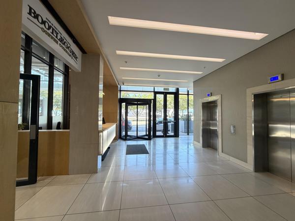 1 218 m² Commercial space
