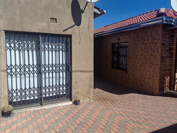 1 Bedroom Garden Cottage