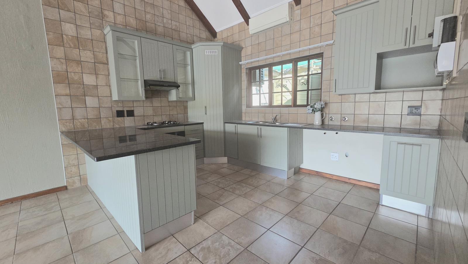 3 Bedroom House in Boschkop AH