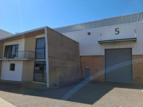 784 m² Industrial space