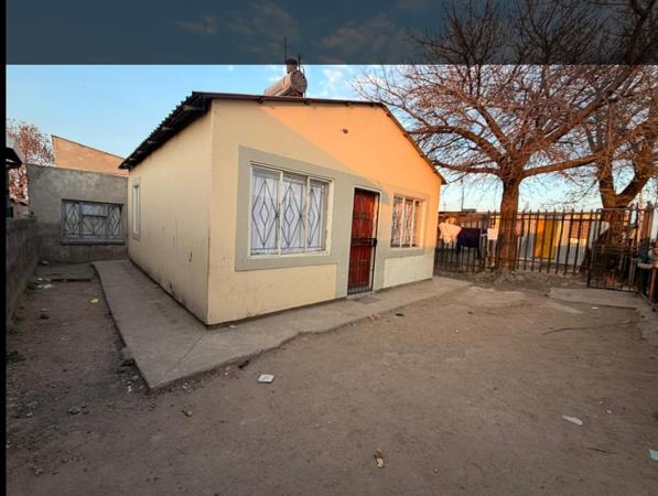 2 Bedroom House