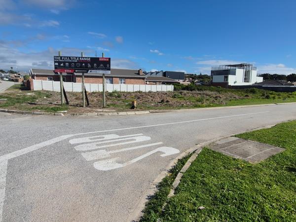 587 m² Land