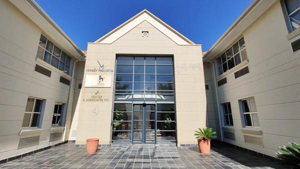 283 m² Office Space