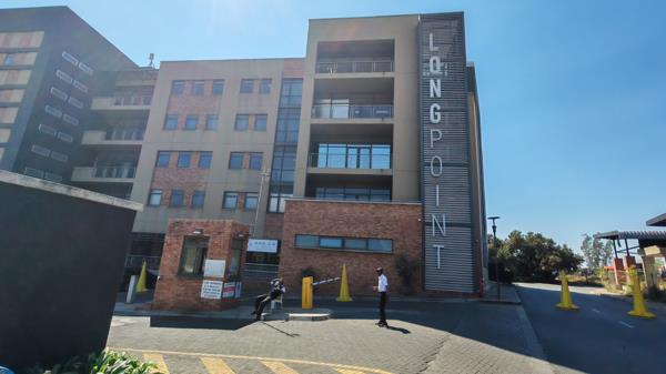 305 m² Office Space
