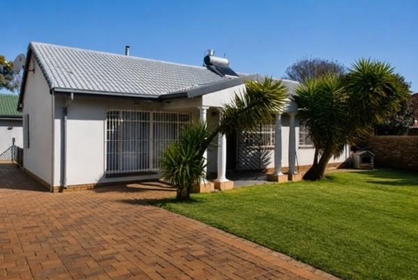 5 Bedroom House