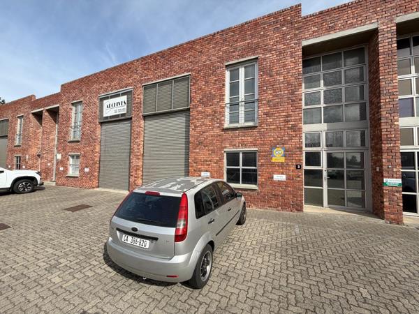 338 m² Industrial space