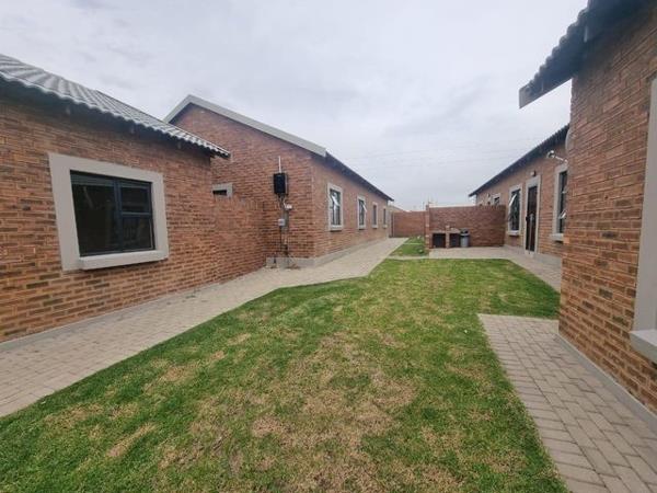 2 Bedroom Townhouse
