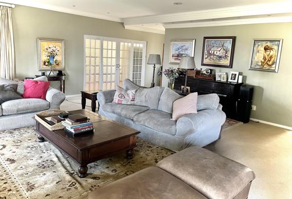 4 Bedroom Townhouse