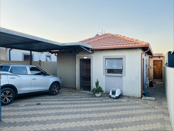 2 Bedroom House