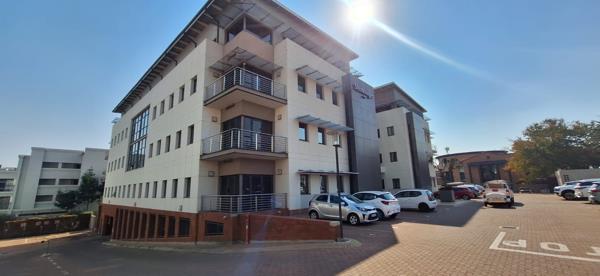 154 m² Commercial space