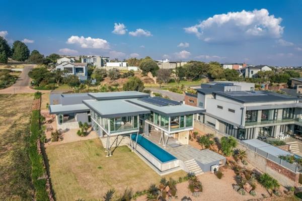 5 Bedroom House